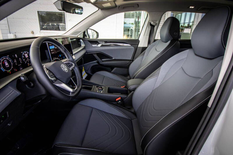 2026 Volkswagen Tiguan SE