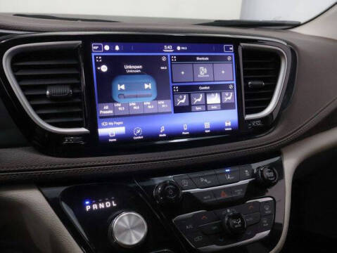 2021 Chrysler Pacifica Touring