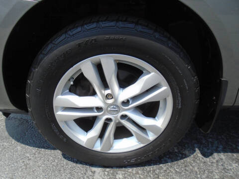 2012 Nissan Rogue SV w/SL Package