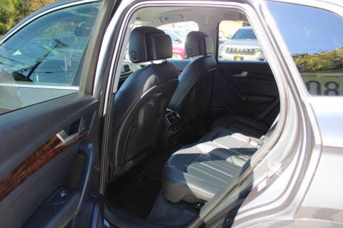 2018 Audi Q5 2.0T quattro Premium Plus