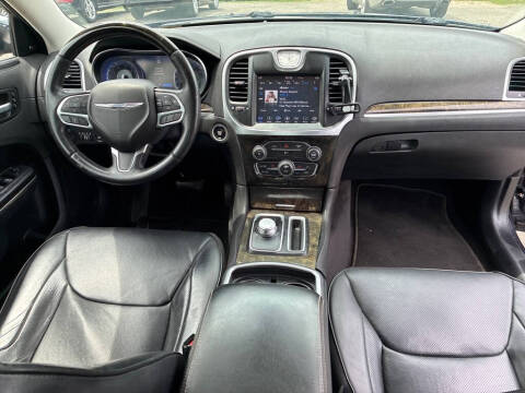 2018 Chrysler 300 Limited