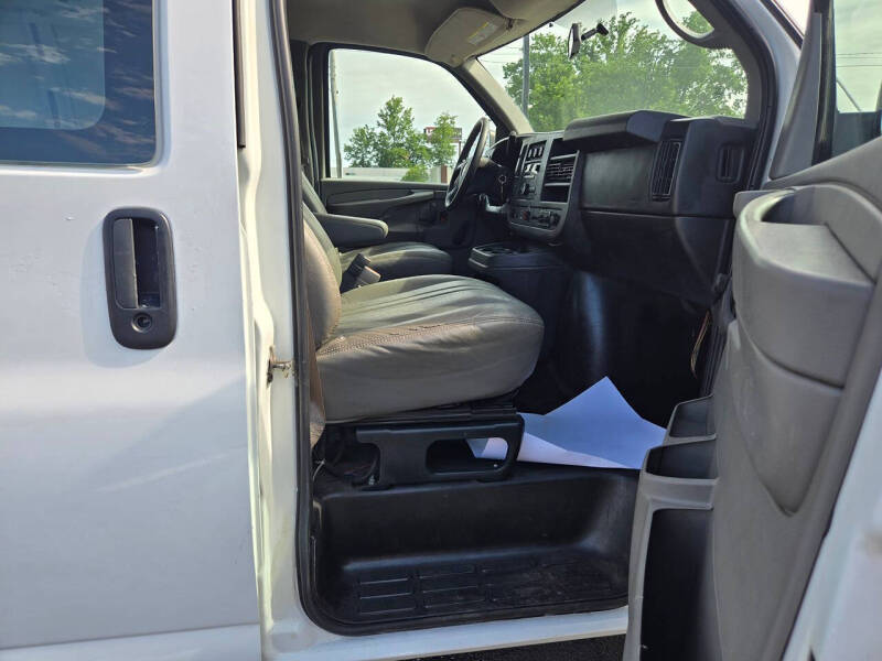 2011 Chevrolet Express 2500