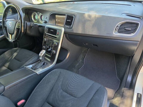 2013 Volvo S60 T5