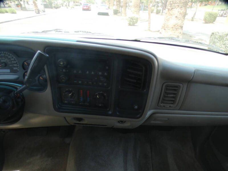 2005 Chevrolet Tahoe LS