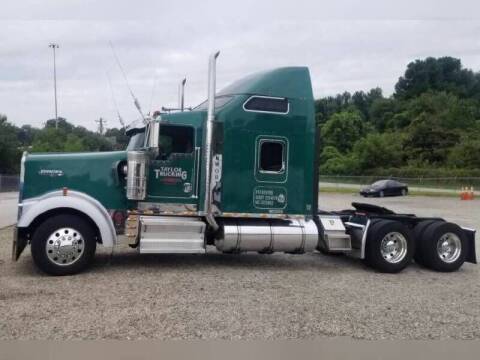 2006 Kenworth W900 for sale at Vehicle Network - H & H Truck Sales in Greenville SC