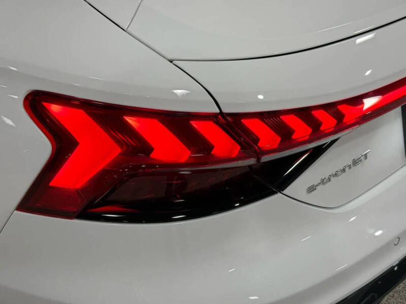 2022 Audi e-tron GT quattro Prestige