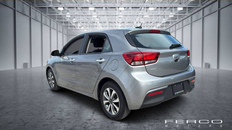 2022 Kia Rio 5-Door S