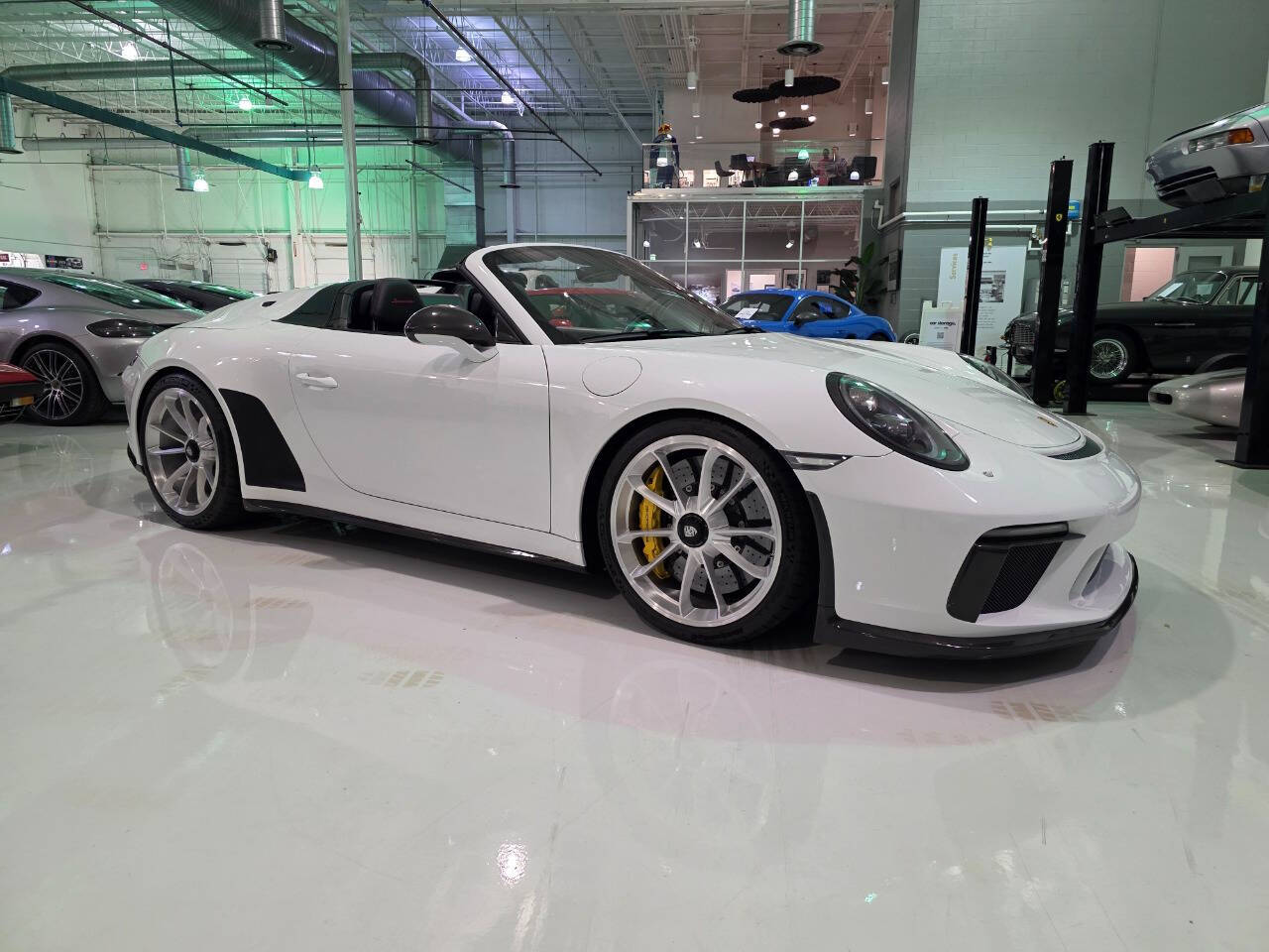 2019 Porsche 911 Blanco Descapotable Tracción trasera 6 velocidades Manual