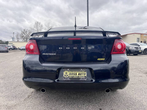 2012 Dodge Avenger SE V6