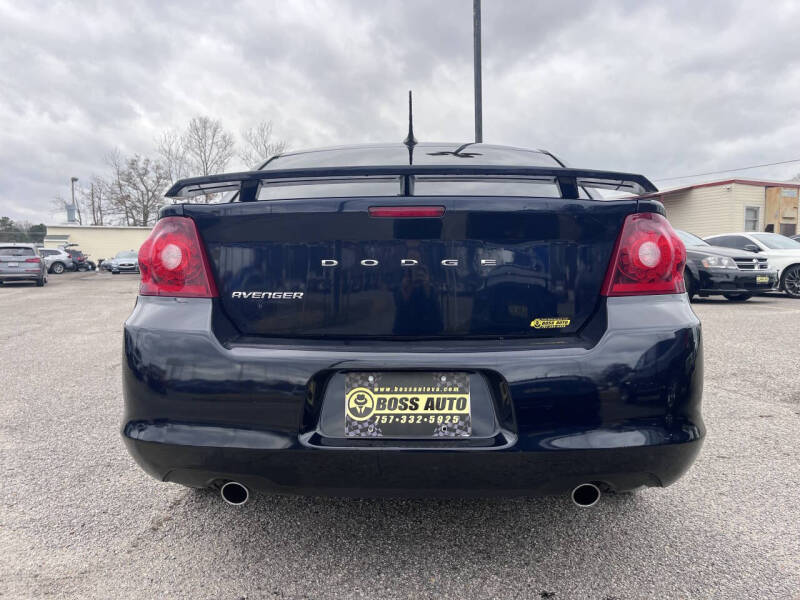 2012 Dodge Avenger SE V6