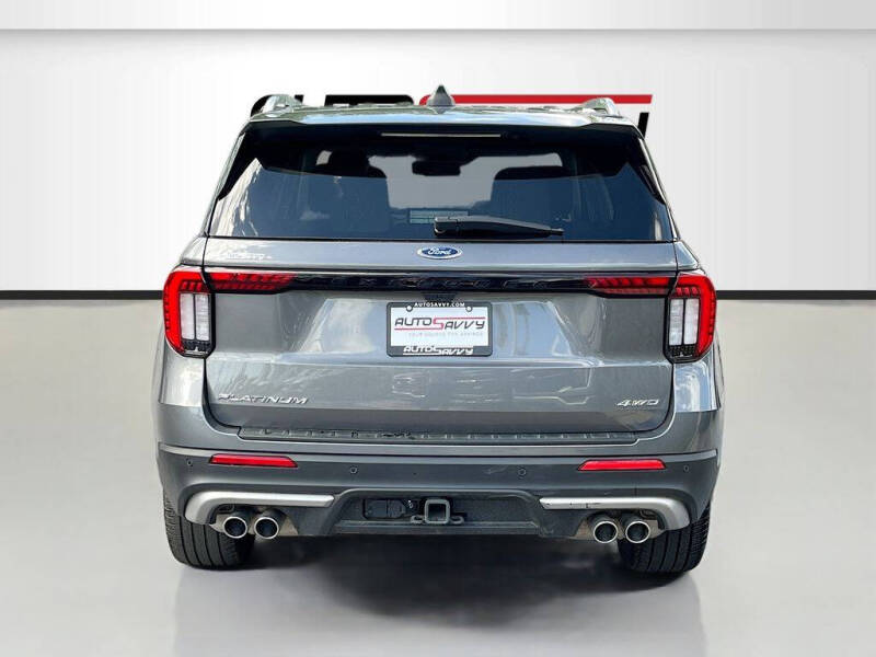 2025 Ford Explorer Platinum