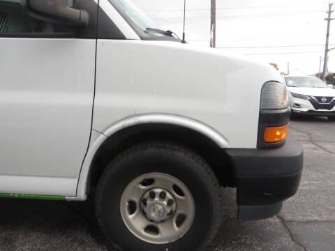 2021 Chevrolet Express 2500