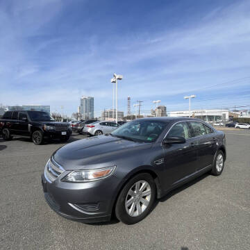 2012 Ford Taurus for sale at E Motors INC in Vienna VA