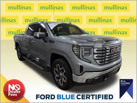 2025 GMC Sierra 1500 SLT Photo