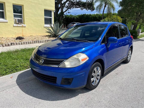 2011 Nissan Versa 1.8 S