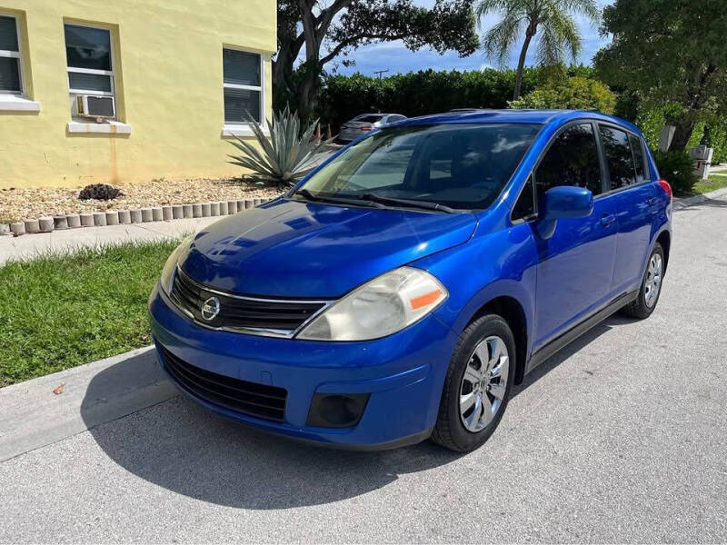 2011 Nissan Versa 1.8 S