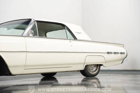 1962 Ford Thunderbird