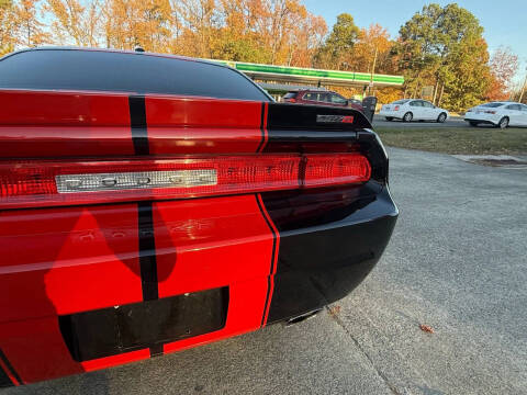 2009 Dodge Challenger SRT8