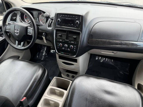 2016 Dodge Grand Caravan SE