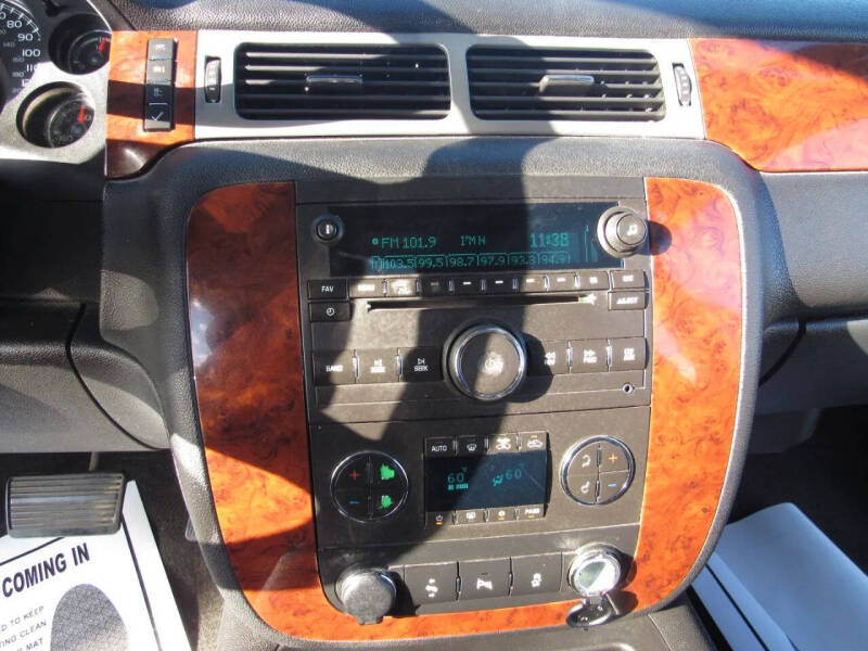 2013 Chevrolet Avalanche LT Black Diamond