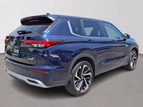 2025 Mitsubishi Outlander PHEV SE