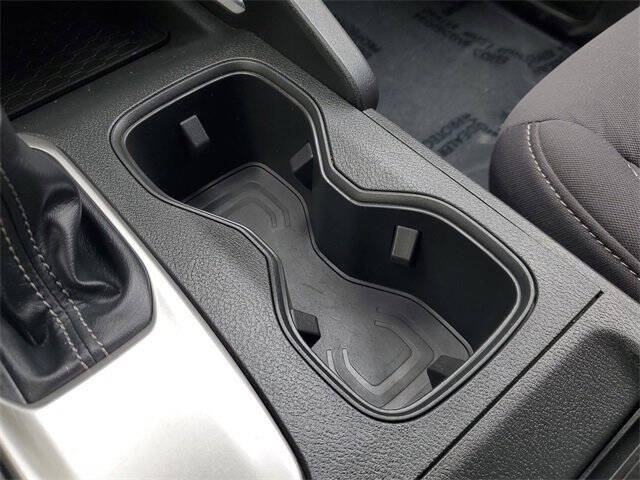 2023 Nissan Frontier