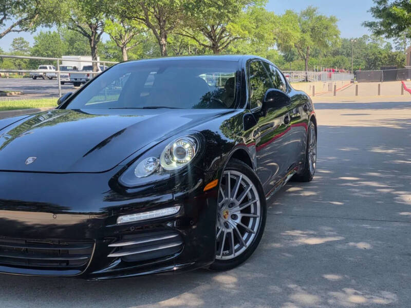 2016 Porsche Panamera