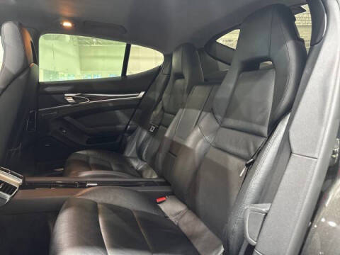 2011 Porsche Panamera