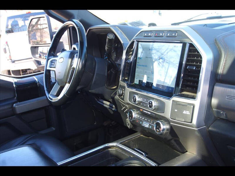 2022 Ford F-450 Super Duty Platinum