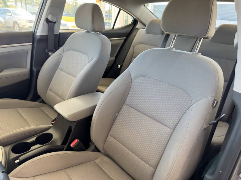 2019 Hyundai Elantra