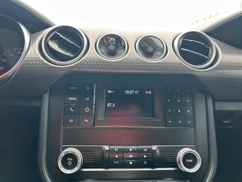 2019 Ford Mustang EcoBoost