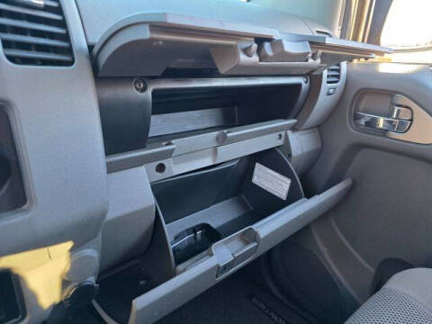 2008 Nissan Frontier LE