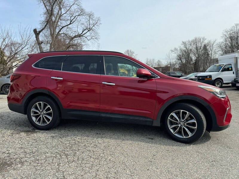 2017 Hyundai Santa Fe SE