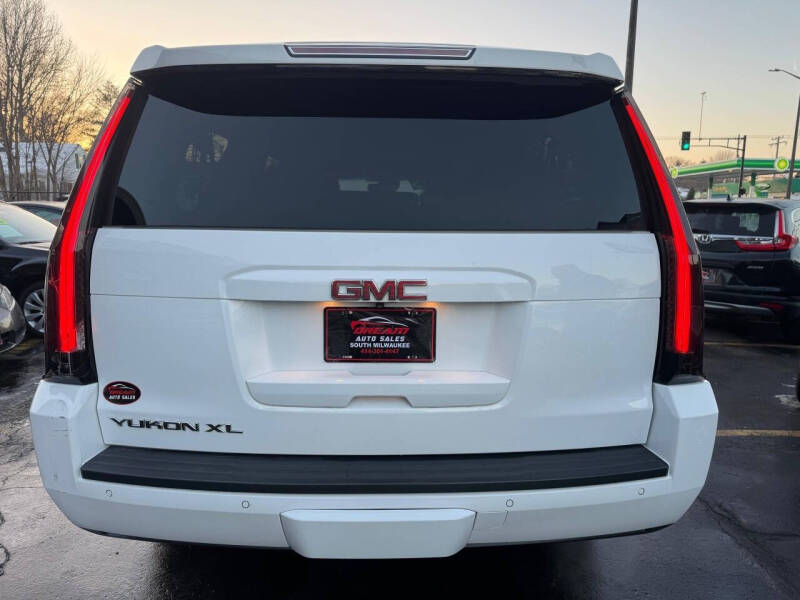 2017 GMC Yukon XL SLT
