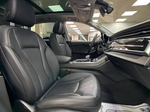 2022 Audi Q7 quattro Premium Plus 55 TFSI