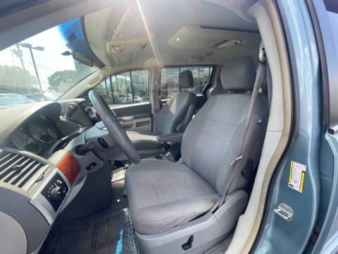 2008 Chrysler Town and Country Touring