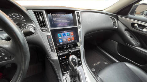 2021 Infiniti Q50 Luxe