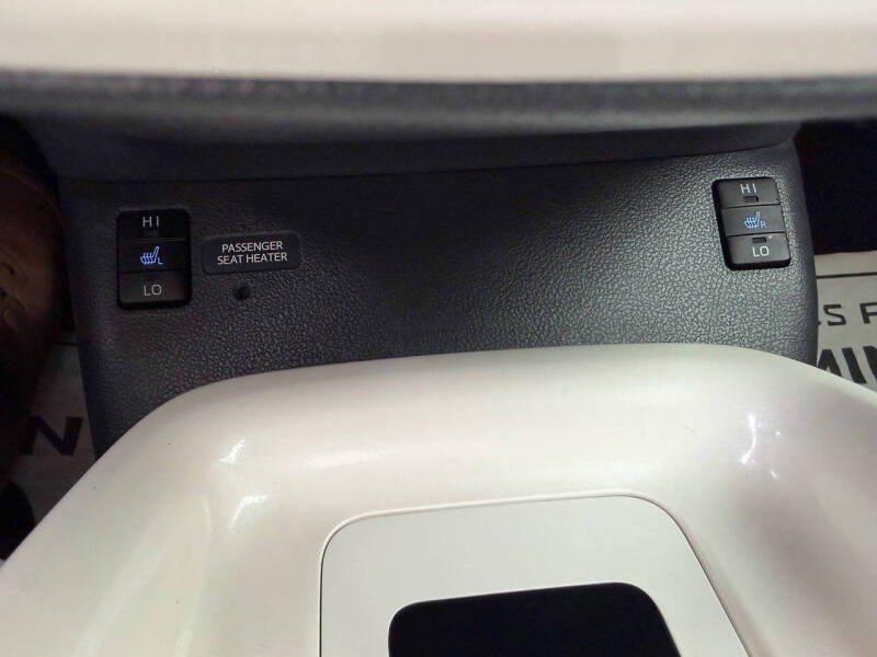 2016 Toyota Prius Four