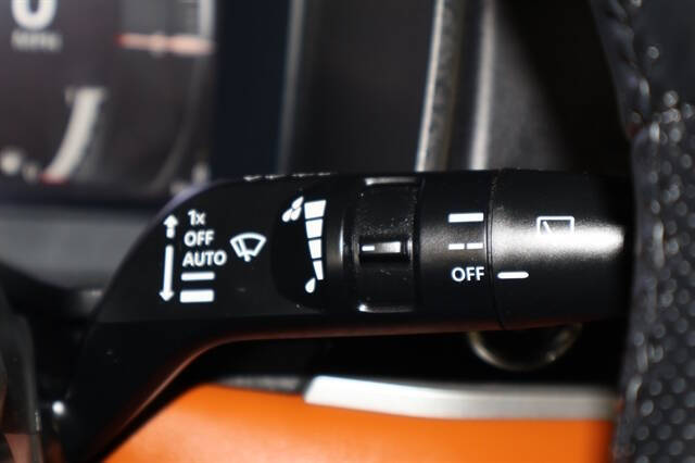 2024 Mitsubishi Outlander PHEV SEL