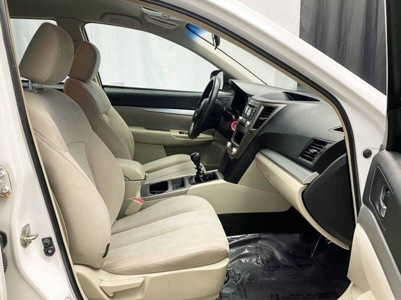 2014 Subaru Outback 2.5i