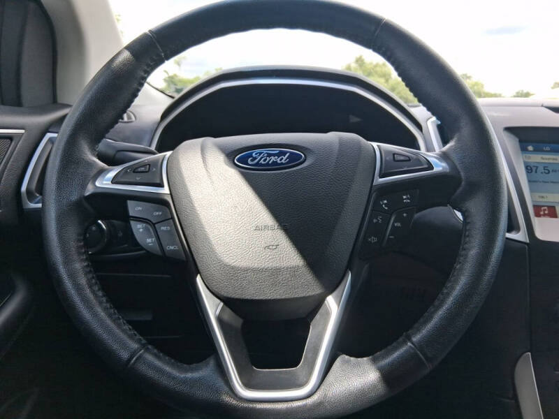 2017 Ford Edge SEL