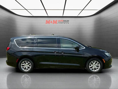2020 Chrysler Voyager LXi