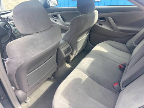 2009 Toyota Camry LE