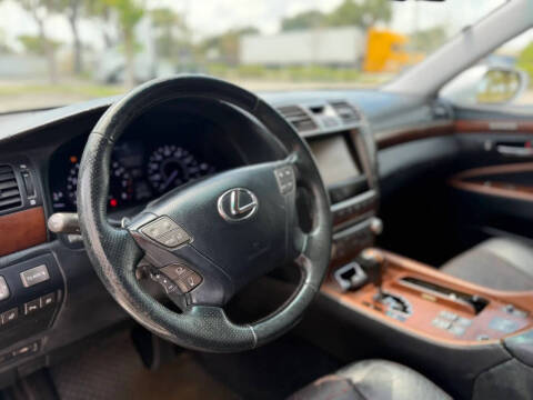 2011 Lexus LS 460