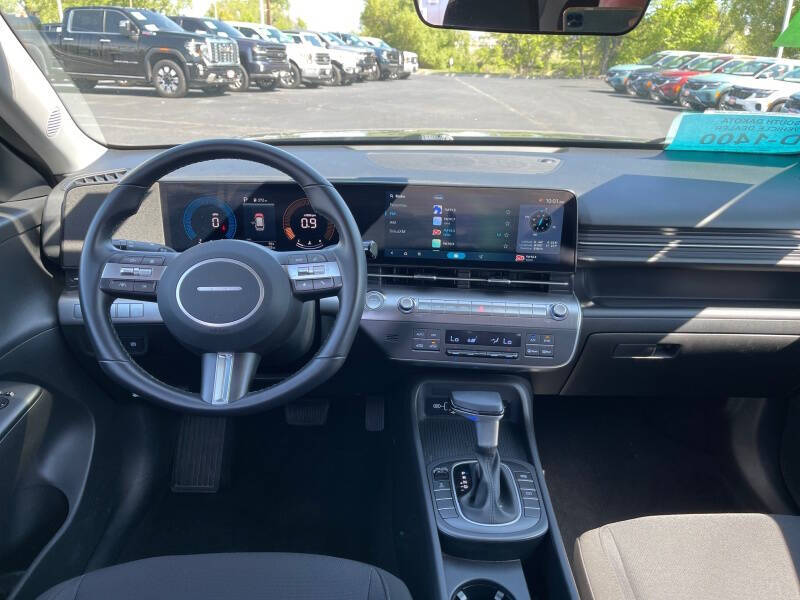 2025 Hyundai Kona SEL