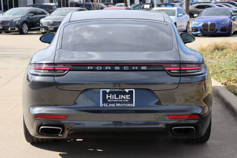 2017 Porsche Panamera