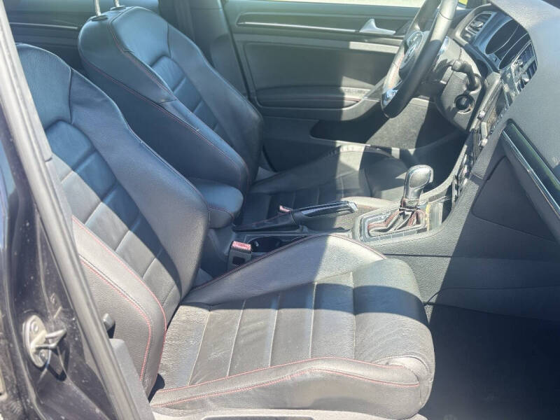2016 Volkswagen Golf GTI SE