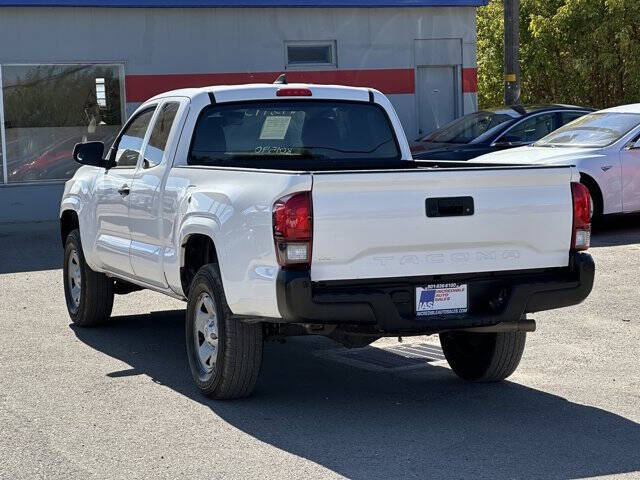 2019 Toyota Tacoma SR
