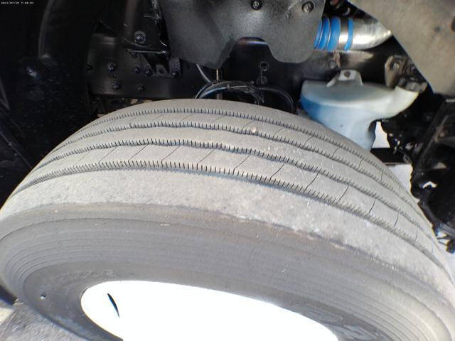 2017 Freightliner M2 106