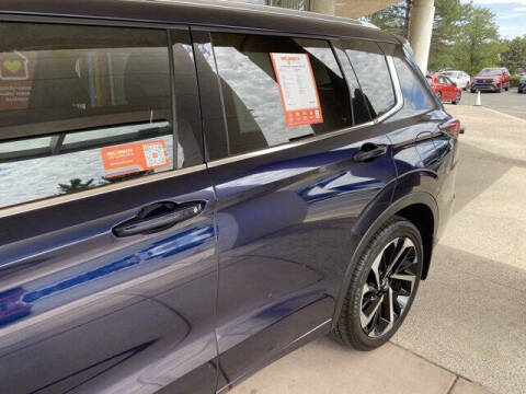 2024 Mitsubishi Outlander PHEV SEL